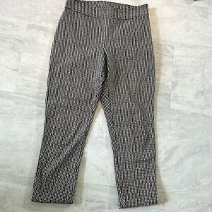 Time and Tru Stretch pants / leggings  EUC black/white modified herringbone SZ 6